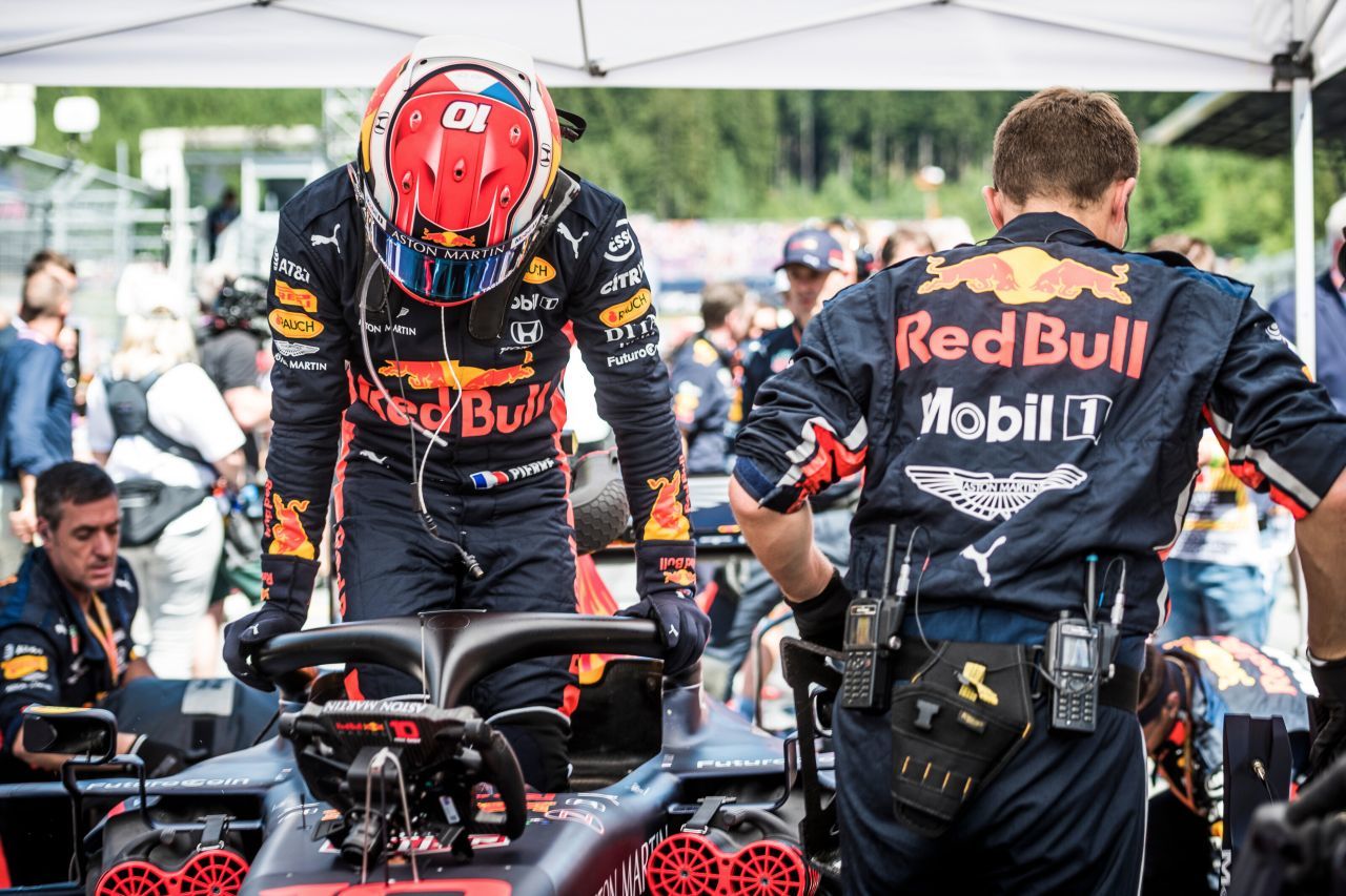 Pierre Gasly muss – allen Treuebekundigungen zum Trotz – bei Red Bull Racing vorerst aussteigen. Er war einfach zu weit hinter Verstappen.