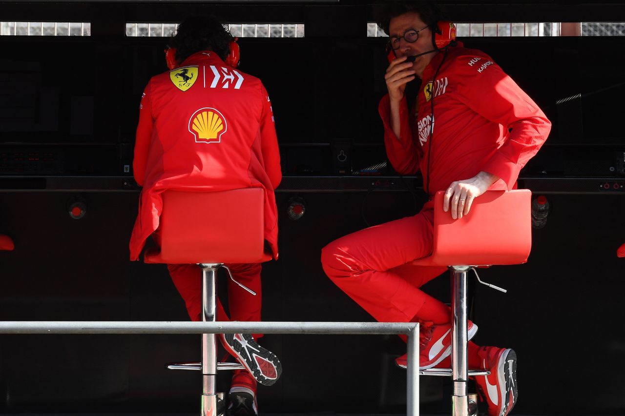 Teamchef Mattia Binotto überraschte alle mit einer Pro-Vettel-Order unmittelbar nach Leclerc Traumvorstellung.