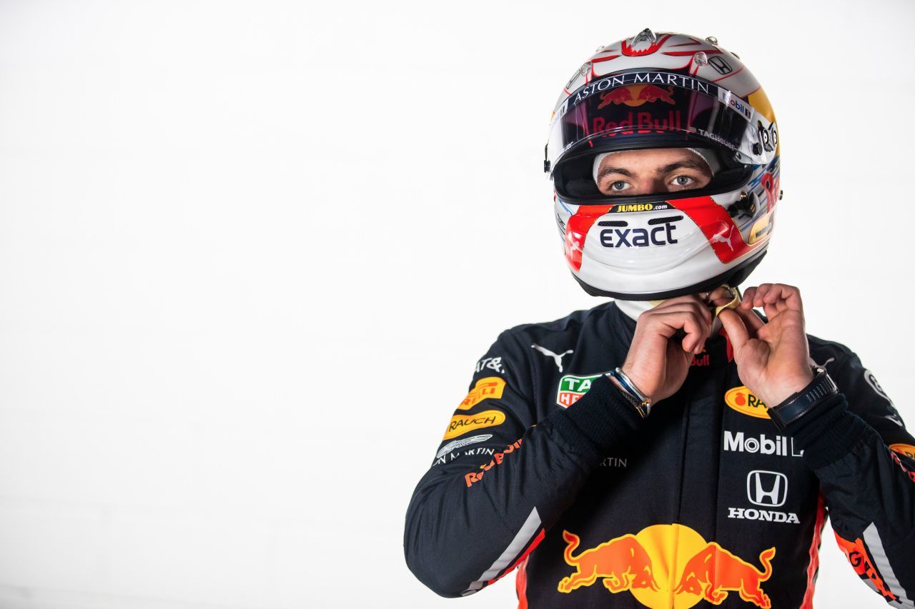 Nach einigen Showruns wird Verstappen 2020 zum ersten Mal für ein Formel-1-Rennen den Helm im heimatlichen Zandvoort aufsetzen.