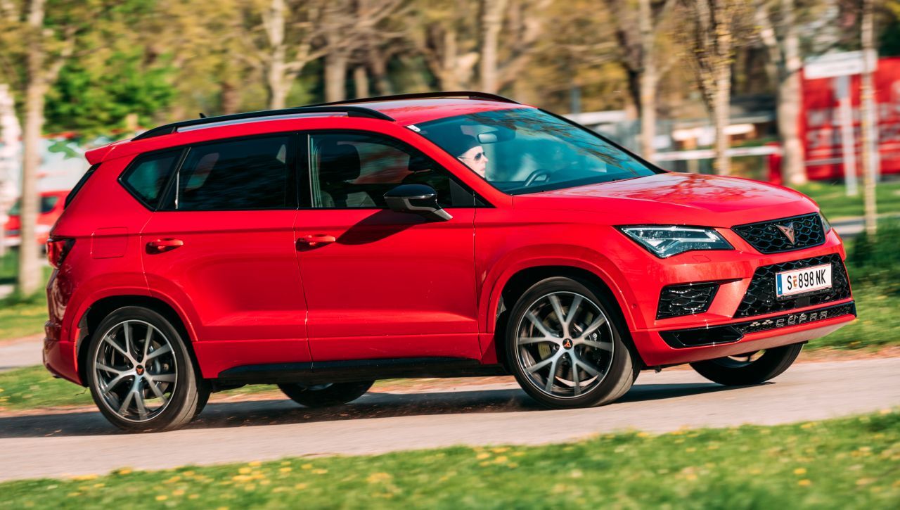 Souveränität, die meistens nur höher positionierte SUVs haben: Immer reichlich Leistungsreserven, sofort abrufbar. Fühlt sich gut an.