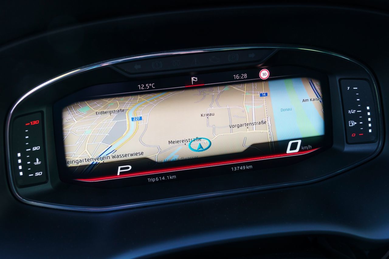 …oder mit dominanter Navigations-Landkarte.