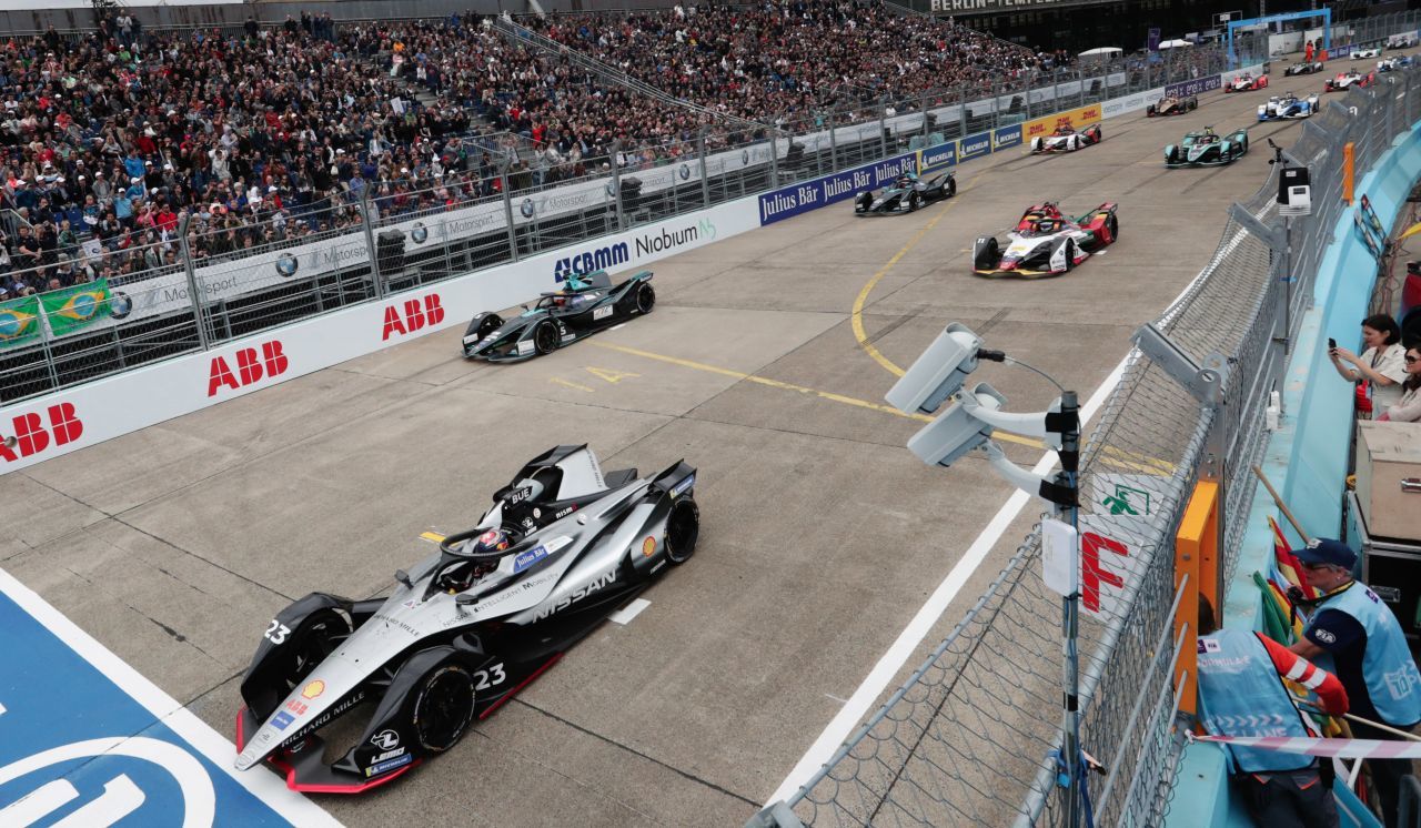 Eine im Motorsport einzigartige Vielfalt: Mehr und mehr namhafte Hersteller drängen in die Formel E.