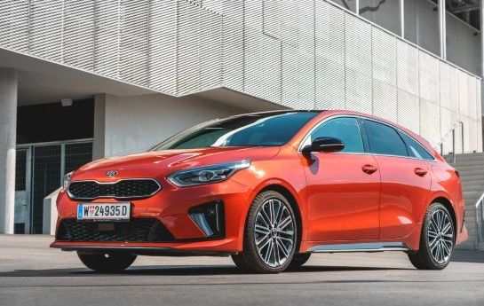 Kia gibt die einzige schlüssige Antwort auf den SUV-Boom: Schöne neue Autos, die praktisch sind. Technisch ist der ProCeed verblüffend abgeklärt wie die alteingesessenen Wolfsburger oder Stuttgarter. - So entzücken können nur wenige Rücken