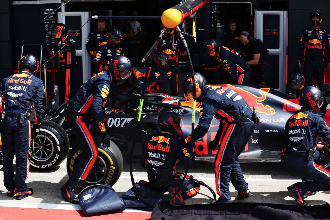 Die Boxenstopps von Red Bull Racing sind eigentlich schon eher im Ressort