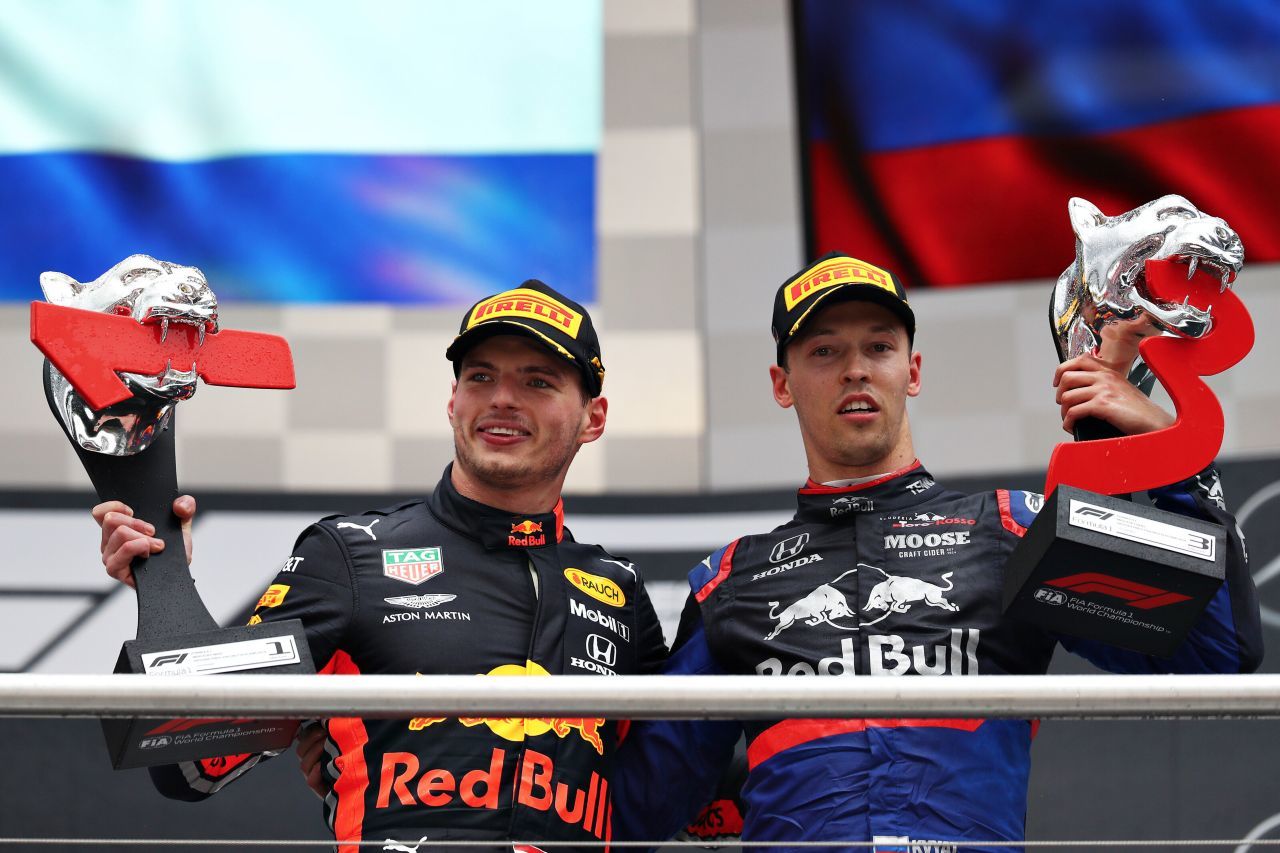 Kwjat und Verstappens Schicksal bleibt eng miteinander verbunden – vielleicht sind sie ja bald wieder Teamkollegen.