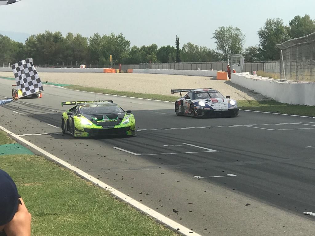 Porsches Allzweck-Waffe Klaus Bachler sicherte seinen Teamgefährten in Barcelona den Europameisterschafts-Titel.