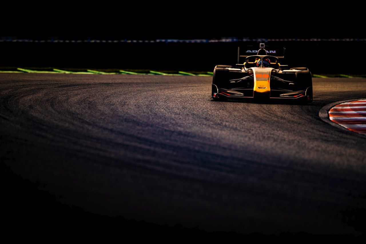 Lucas Auer in der japanischen Super Formula. Sehen Sie bei uns noch einmal einiger schönsten Bilder.