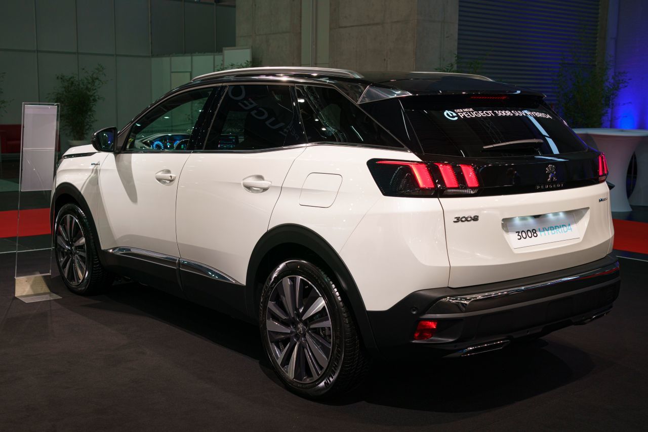 Peugeot 3008 GT Hybrid4: Mit 300 PS das stärkste Serienmodell der Peugeot-Geschichte.