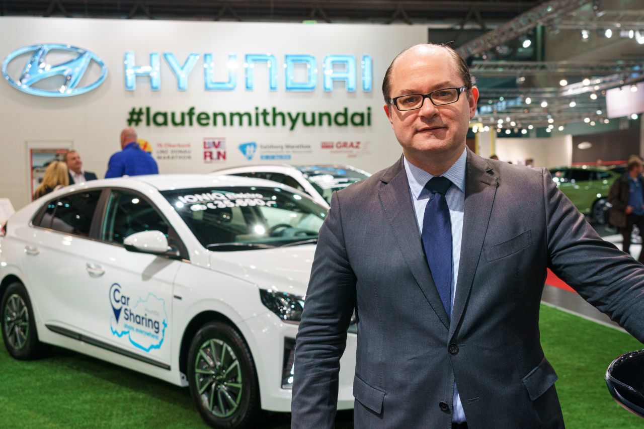 Roland Punzengruber, Geschäftsführer der Hyundai Import GmbH, kann den österreichischen Kunden die breiteste Palette an umweltfreundlichen Antrieben bieten.