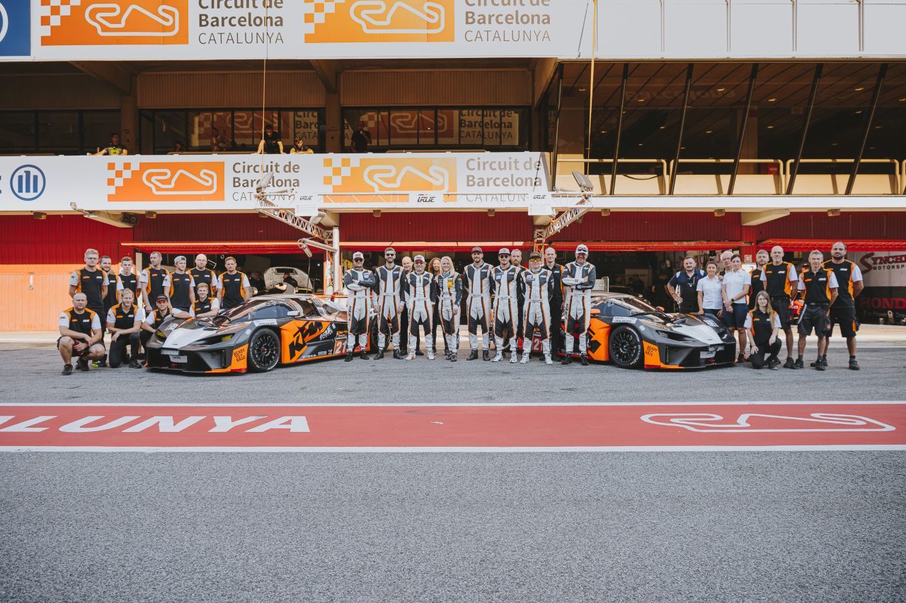 Beim 24 Stunden Rennen in Barcelona 2019 hatte der GTX seinen ersten Testeinsatz...