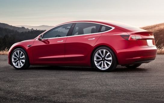 FABIAN STEINER - Schlechte Kritiken für Tesla Model 3 – die Gründe