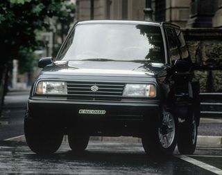 4x4 im Vitara: Seit 1988.