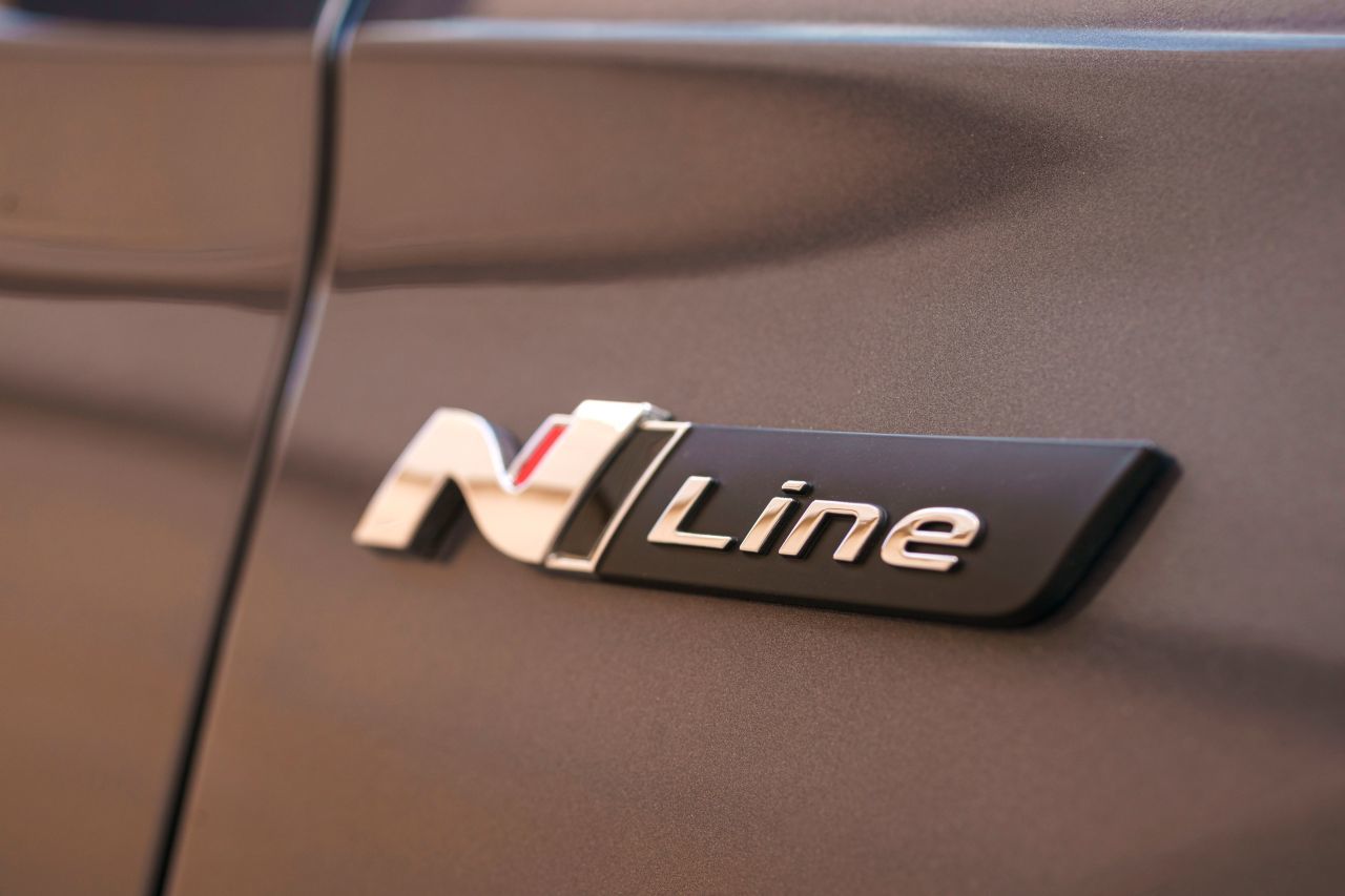 Hyundai folgt dem Prinzip von Audis S und S-Line: Das N kennzeichnet die Topmodelle, die N-Line trägt den sportlichen Spirit in die zivileren Serienmodelle.
