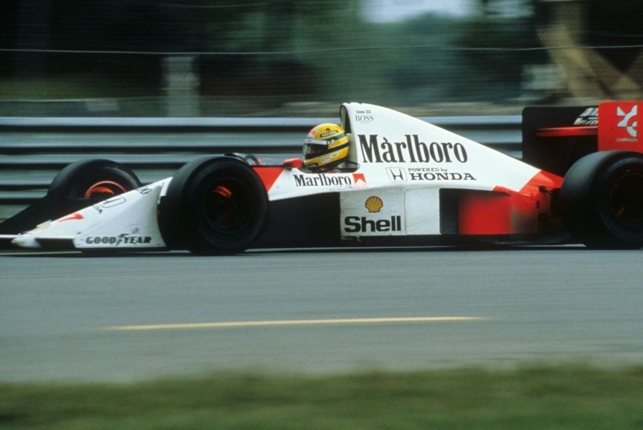 Eines der größten Paare der Rennsportgeschichte: Ayrton Senna und sein McLaren-Honda. Aber warum hatte er ihn so gut unter Kontrolle? Einige Antworten dazu liefert ein Video (siehe unten).
